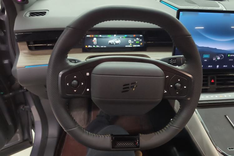 Used JETOUR Shanhai Shanhai L6 2024 1.5TD DHT PRO
