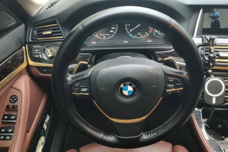 Used BMW 5 Series 2014 535Li Leading Model
