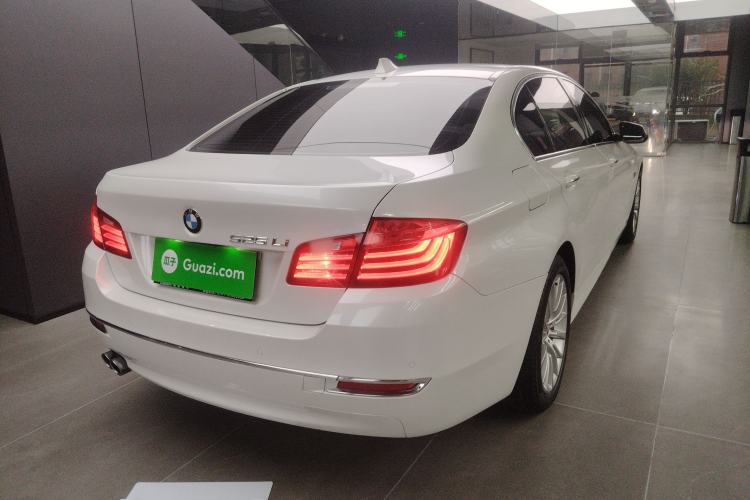 Used BMW 5 Series 2014 525Li Luxury Design Package
