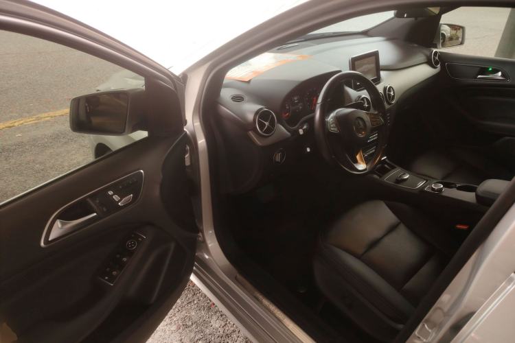 Used Mercedes-Benz B-Class 2015 B 200 Fashion Model