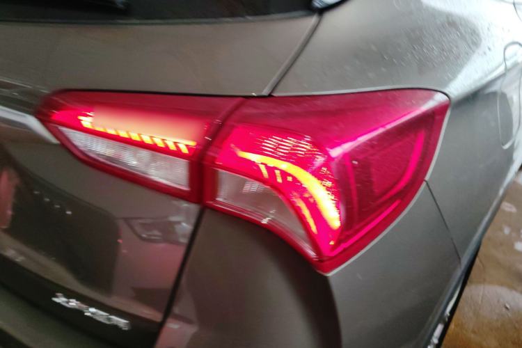 Used Buick Envision 2019 28T All-Wheel-Drive All-Terrain Sport Flagship Model China V Standard
