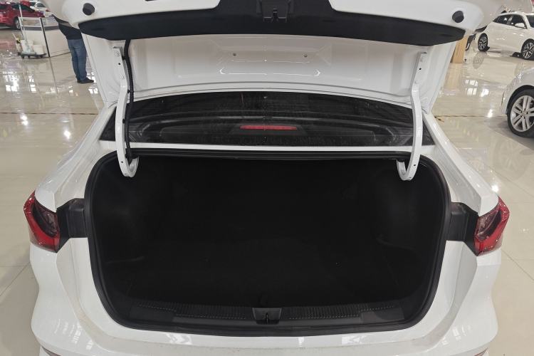 Used Roewe i5 2023 1.5L CVT Luxury Edition