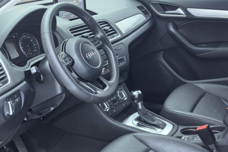 Used Audi Q3 2015 35 TFSI quattro Technology Edition
