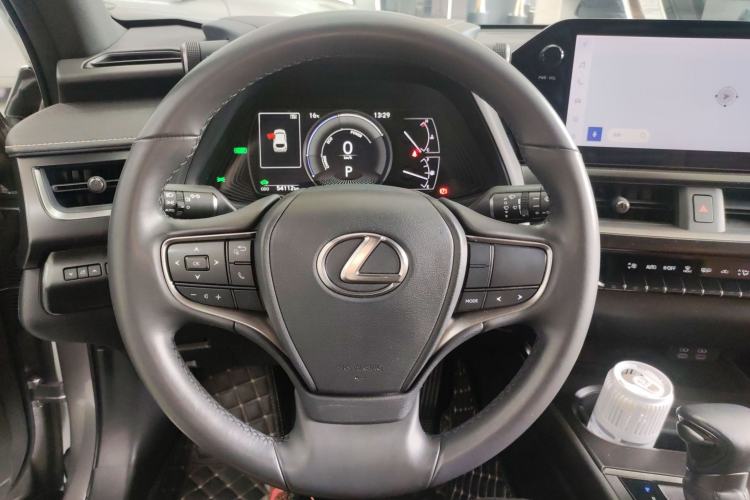 Used Lexus UX 2022 260h Explore-Cool Edition