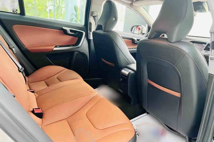 Used Volvo S60 2019 S60L Facelift T5 Intelligent Advanced Edition
