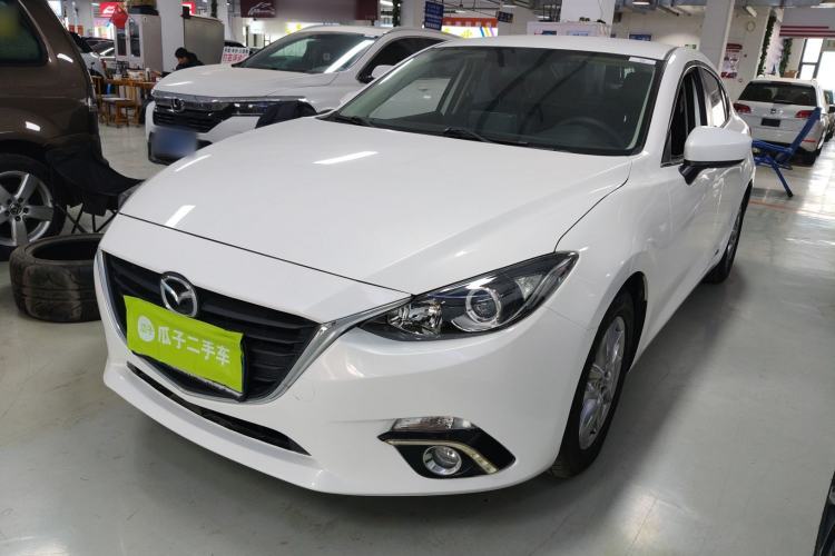 Used Mazda Mazda 3 Axela 2016 Sedan 1.5L Automatic Comfort Model
