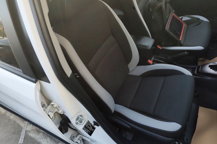 Used Toyota YARiS L 2022 X-Trail 1.5L CVT Leading PLUS Edition
