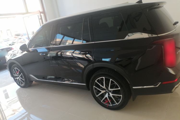 Used GAC Trumpchi GS8 2024 Linghang Series 2.0 TGDI Two-Wheel Drive Luxury Smart Connectivity Version
