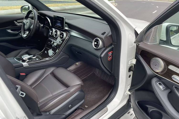 Used Mercedes-Benz GLC 2017 GLC 260 4MATIC Dynamic Edition
