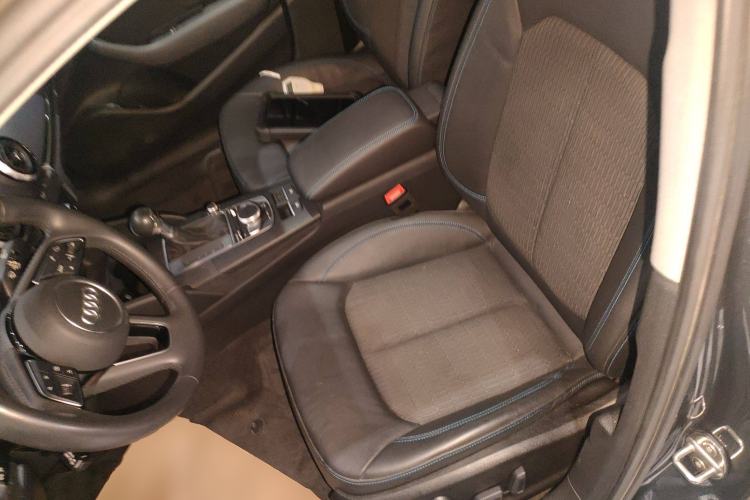 Used Audi A3 2020 Limousine 35 TFSI Fashion Edition China VI Emission Standard
