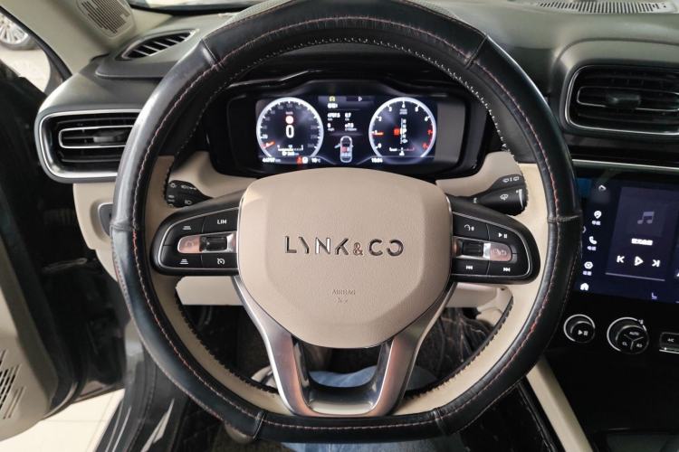 Used Lynk & Co 02 2019 1.5T DCT Two-Wheel Drive Shine Pro Edition China VI Standard
