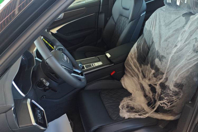 Used Audi A6L 2025 Restyled 45 TFSI quattro Prestige Dynamic Edition
