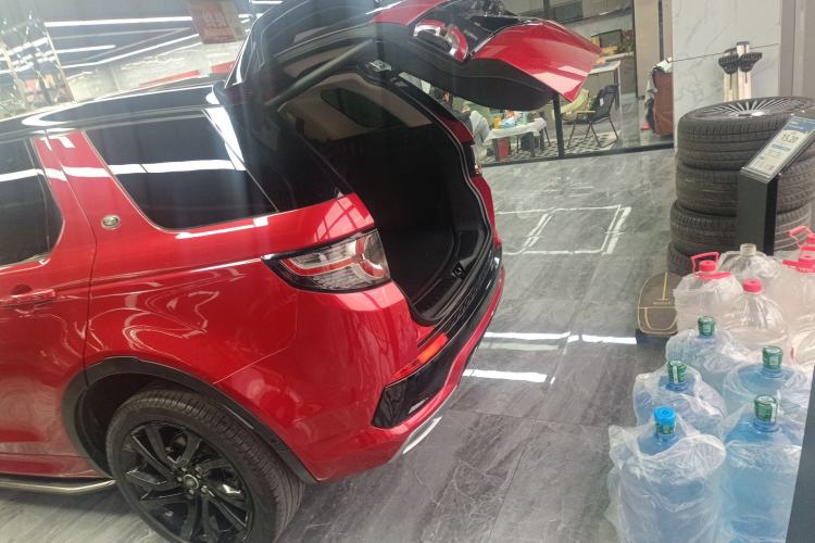 Used Land Rover Discovery Sport 2019 240 PS SE Dynamic Version China VI Standard
