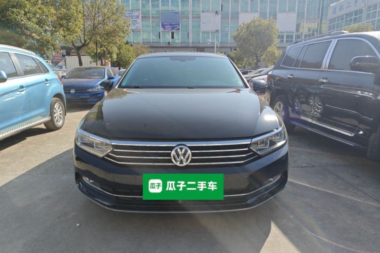 Used Volkswagen Magotan 2018 Facelift 330TSI DSG Luxury Model
