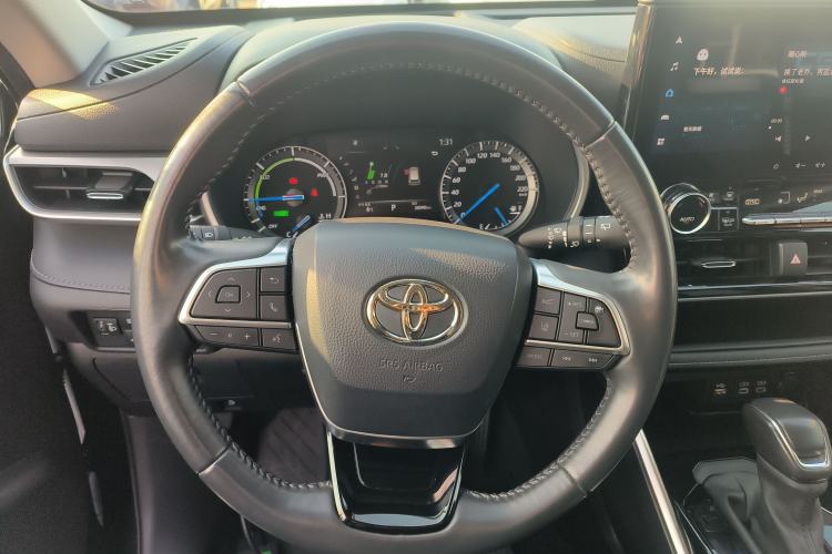 Used Toyota Highlander 2023 2.5L Smart Electric Hybrid Dual-Engine Four-Wheel Drive Prestige Version – 7 Seats
