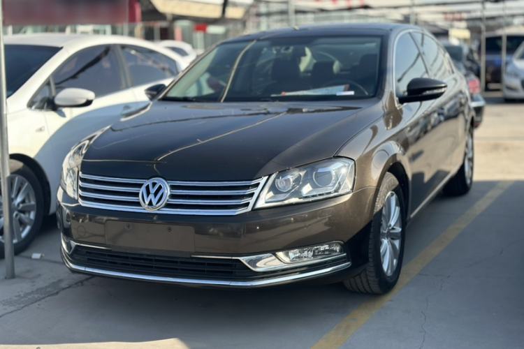 Used Volkswagen Magotan 2015 2.0 TSI Luxury Model
