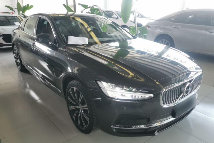 Used Volvo S90 2022 B5 Zhiyuan Luxury Edition
