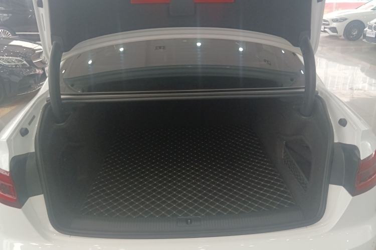 Used Audi A4L 2019 40 TFSI Ambition Version China V