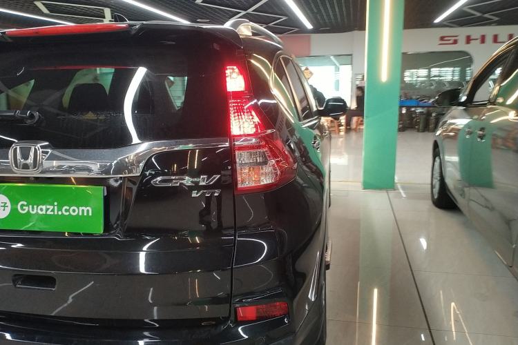 Used Honda CR-V 2015 2.4L two-wheel drive luxury version
