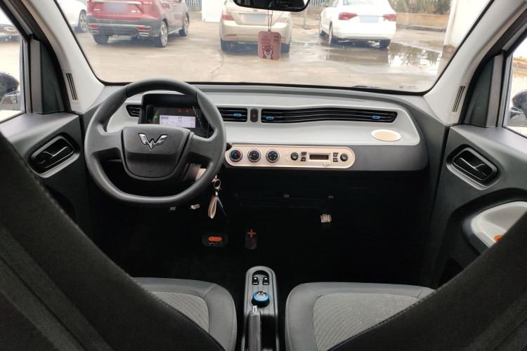 Used Wuling Hongguang MINIEV 2022 Easy Version Lithium Iron Phosphate