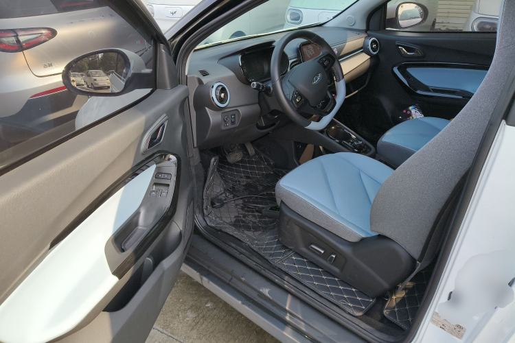 Used Chery Little Ant 2022 Sweet Pink Edition Full Sugar Version Lithium Iron Phosphate 29.2 kWh 30 kW 301 km