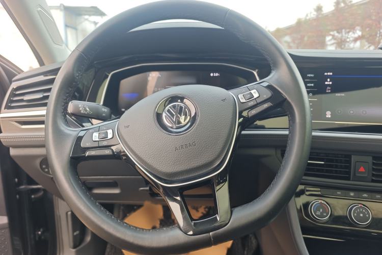 Used Volkswagen Sagitar 2020 200TSI Manual Comfort Version China VI Standard
