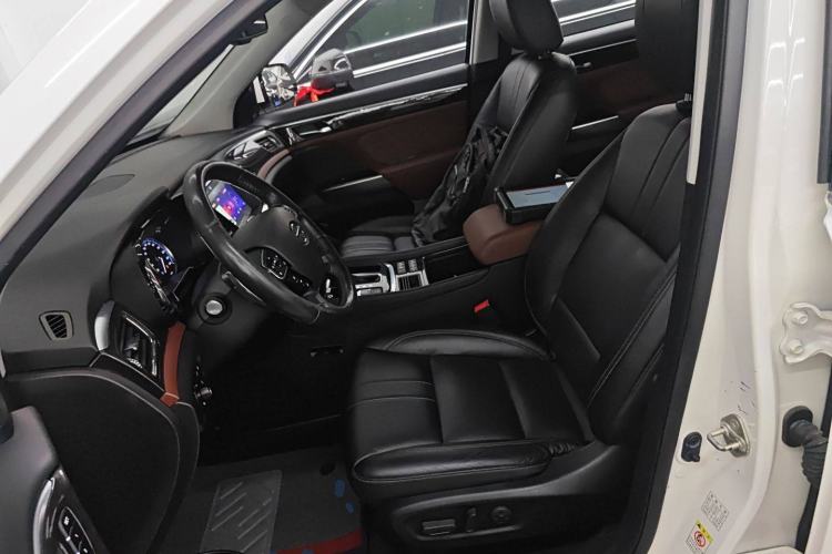 Used GAC Trumpchi GS8 2017 320T Two-Wheel Drive Luxury Smart Connectivity Version (7 Seats)
