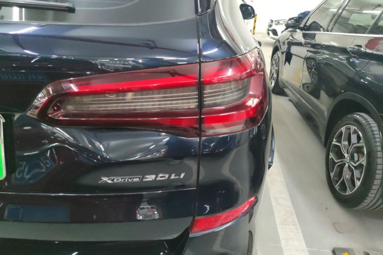 Used BMW X5 2022 Restyled xDrive 30Li M Sport Package
