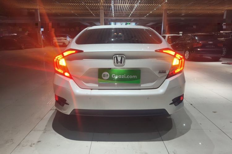 Used Honda Civic 2016 220TURBO CVT Luxury Edition