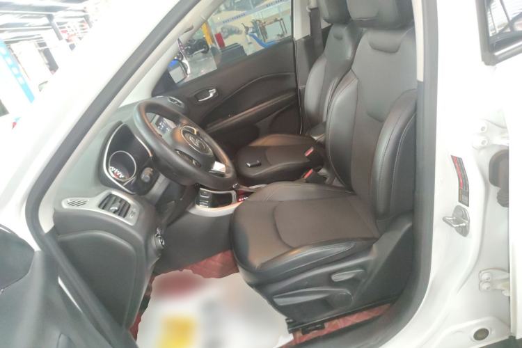 Used Jeep Compass 2020 220T Automatic Leading Edition
