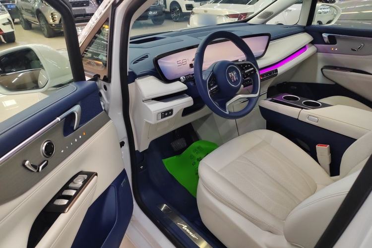 Used Buick GL8 New Energy 2024 Lu Zun Luxury Edition 7-Seater
