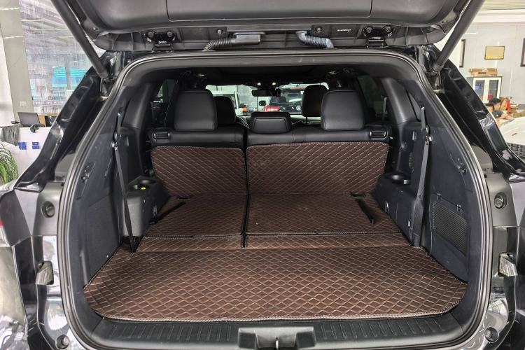 Used Toyota Crown Land Cruiser 2022 2.0T Four-Wheel Drive Prestige Edition
