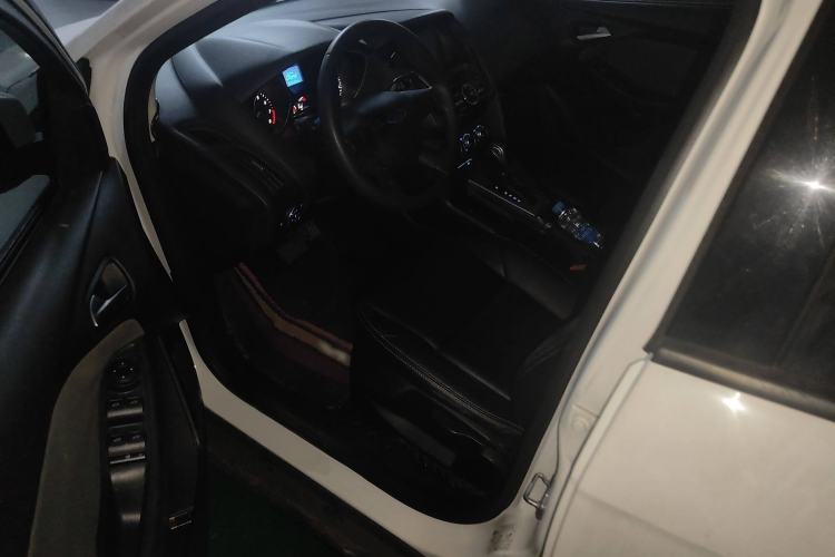 Used Ford Focus 2012 Hatchback 1.6L Automatic Comfort Model
