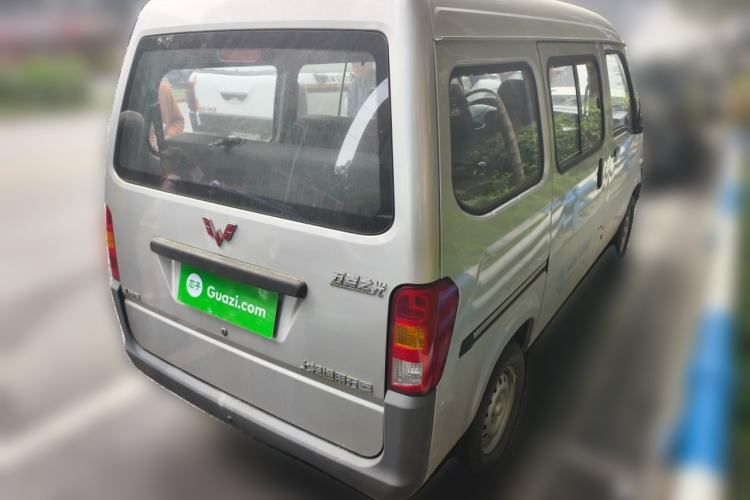 Used Wuling Zhiguang 2023 1.5L Practical Version 5/7 Seats
