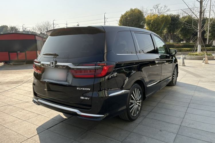 Used Honda Elysion 2024 2.0L eHEV Ultimate Edition