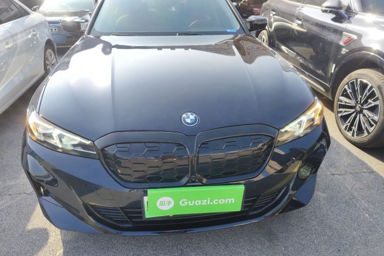 Used BMW i3 2024 eDrive 35 L
