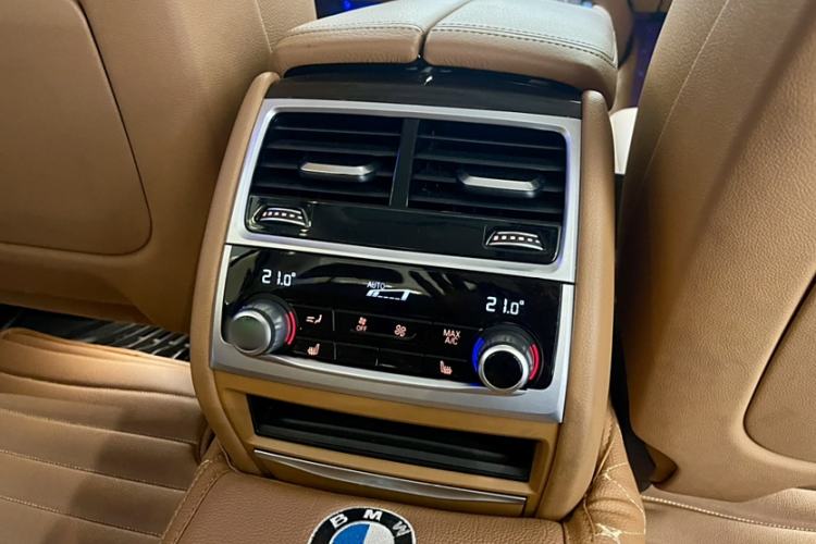 Used BMW 7 Series 2018 730Li Leading Model Excellence Package
