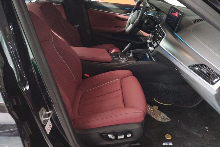 Used BMW 5 Series New Energy 2021 535Le Pioneer Edition M Sport Package
