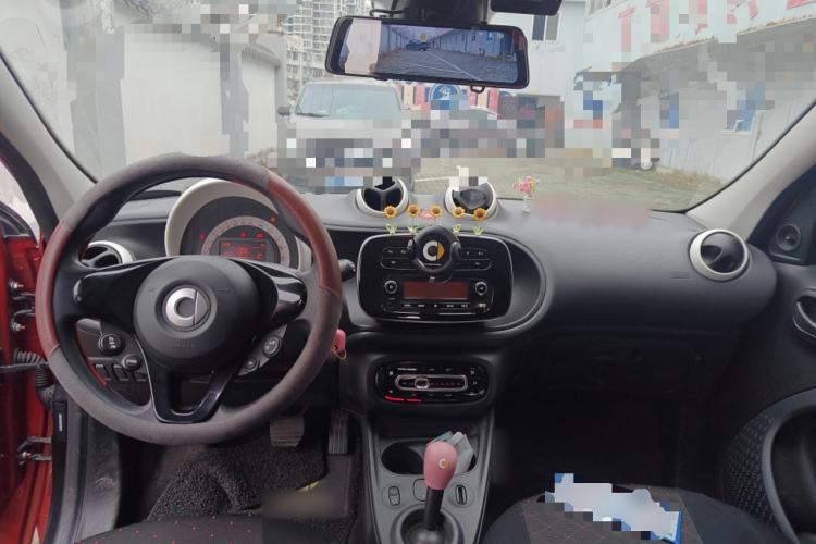 Used smart forfour 2016 1.0L 52 kW Dynamic Edition
