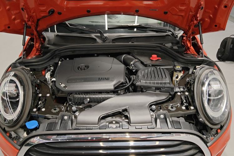 Used  MINI 2021 1.5T COOPER Classic Edition
