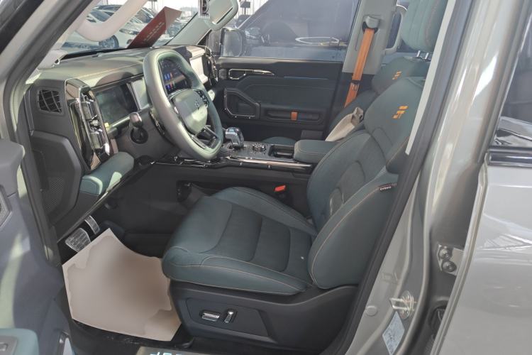 Used JETOUR Traveler 2023 2.0T Four-Wheel Drive Conqueror