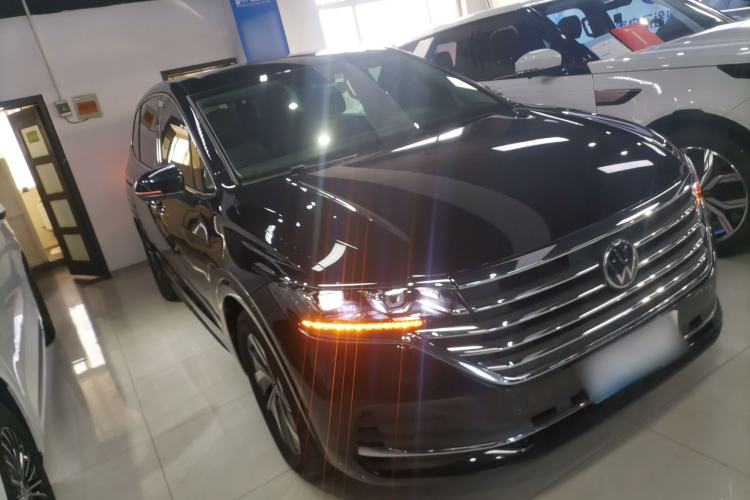 Used Volkswagen Viloran 2024 330TSI Luxury Edition