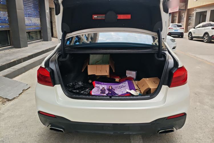 Used BMW 5 Series 2019 525Li M Sport Package