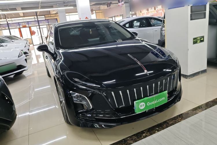 Used Hongqi E-QM5 2024 610 km PLUS
