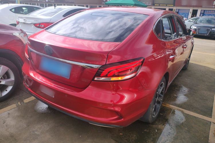 Used MG 6 2017 20T Manual Luxury Smart Connect Version China V Standard
