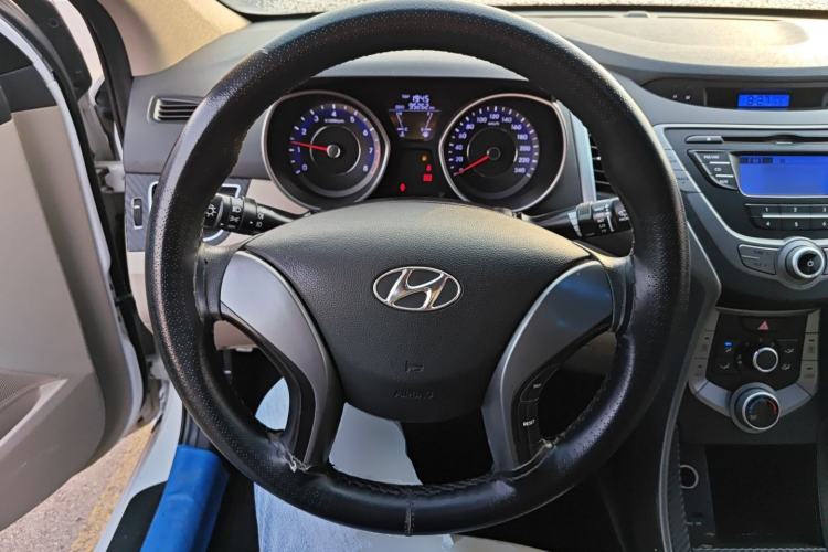 Used Hyundai Elantra 2012 1.6L Manual Fashion Edition