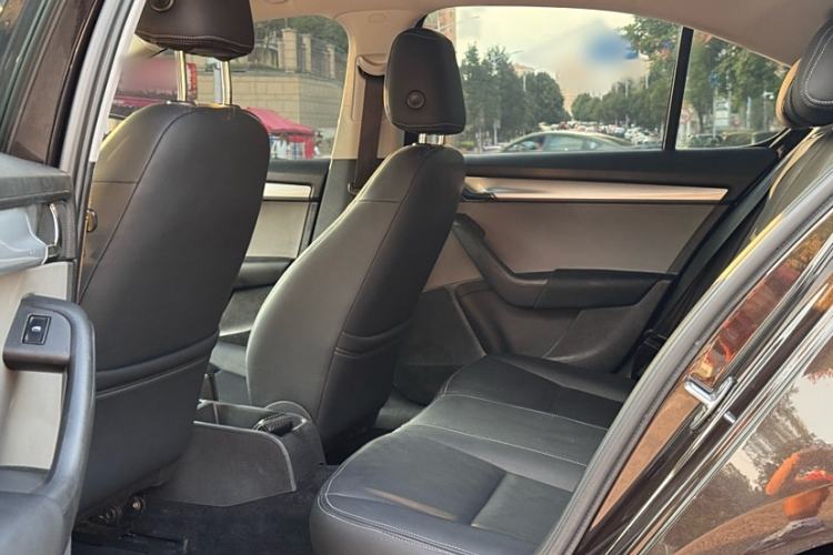 Used Skoda Octavia 2015 1.4TSI DSG Eado Edition
