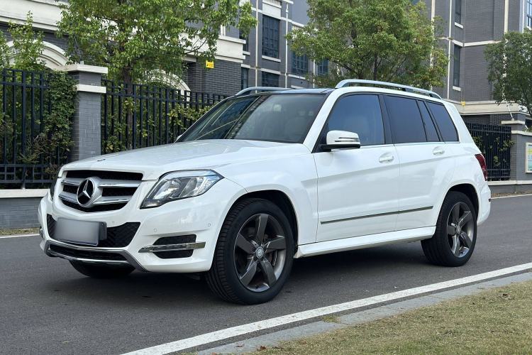 Used Mercedes-Benz GLK-Class 2013 GLK 300 4MATIC Dynamic Sunroof Model
