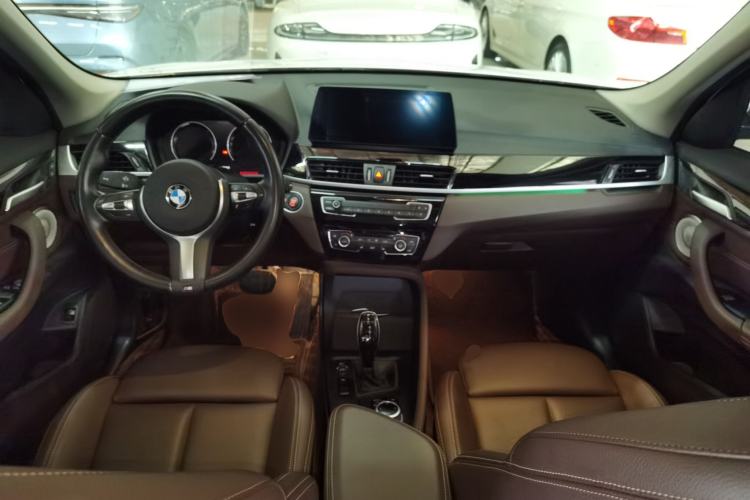 Used BMW X1 2022 sDrive25Li Leading Model
