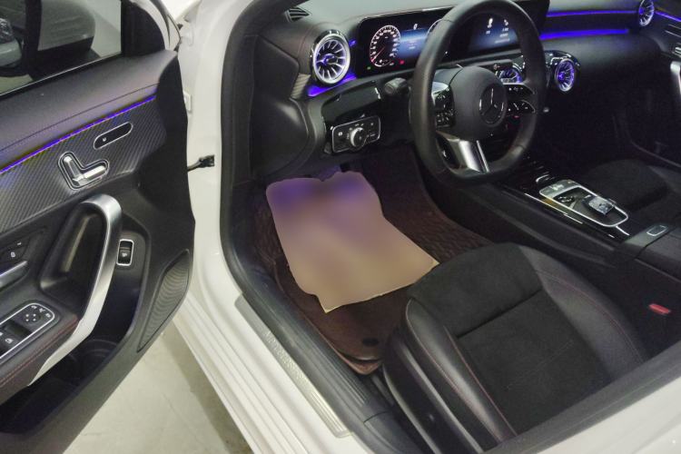 Used Mercedes-Benz A-Class 2025 A 200 L Fashion Model
